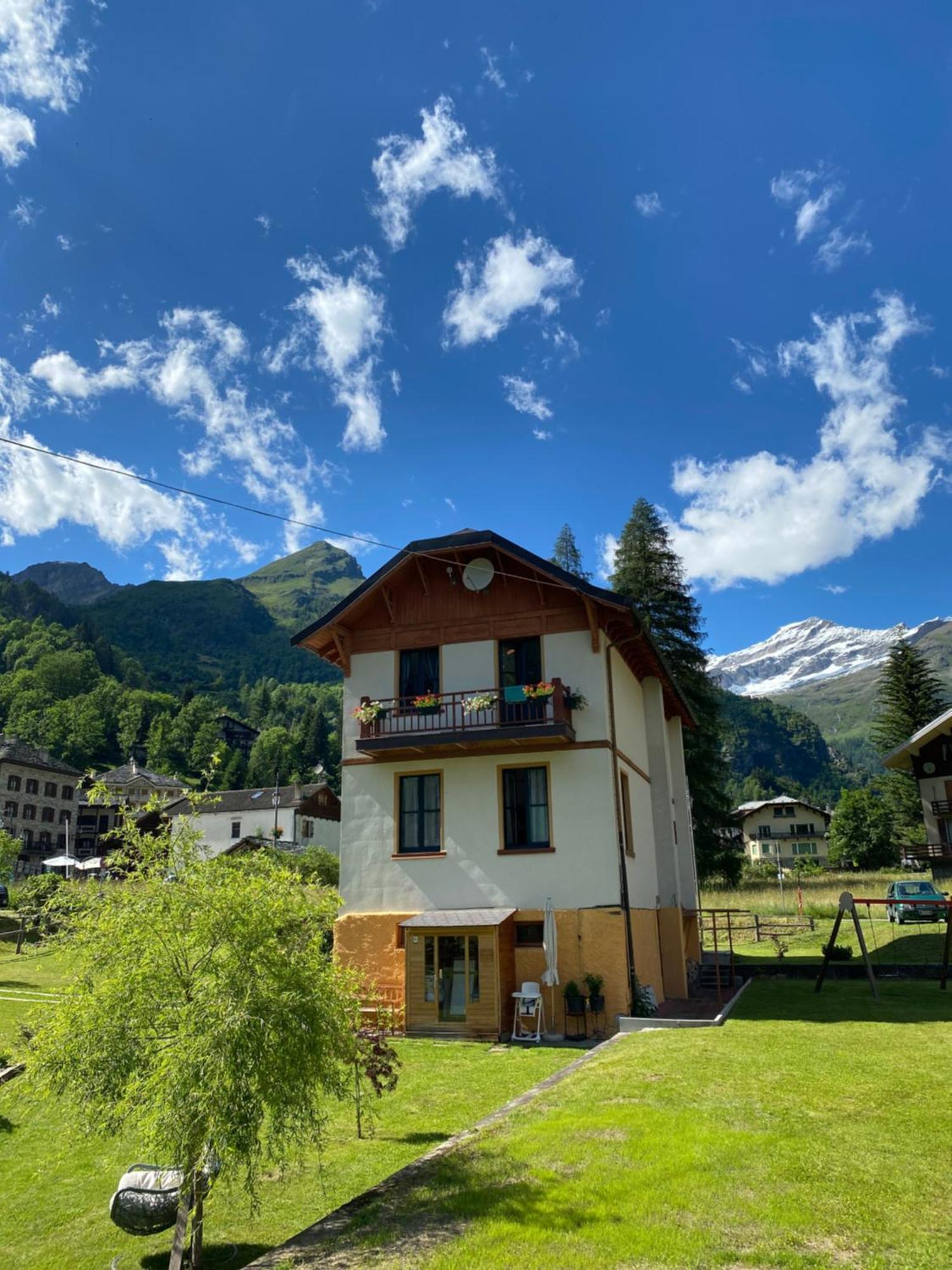 Bed and Breakfast L'Aria Di Casa Alagna Valsesia Exterior foto