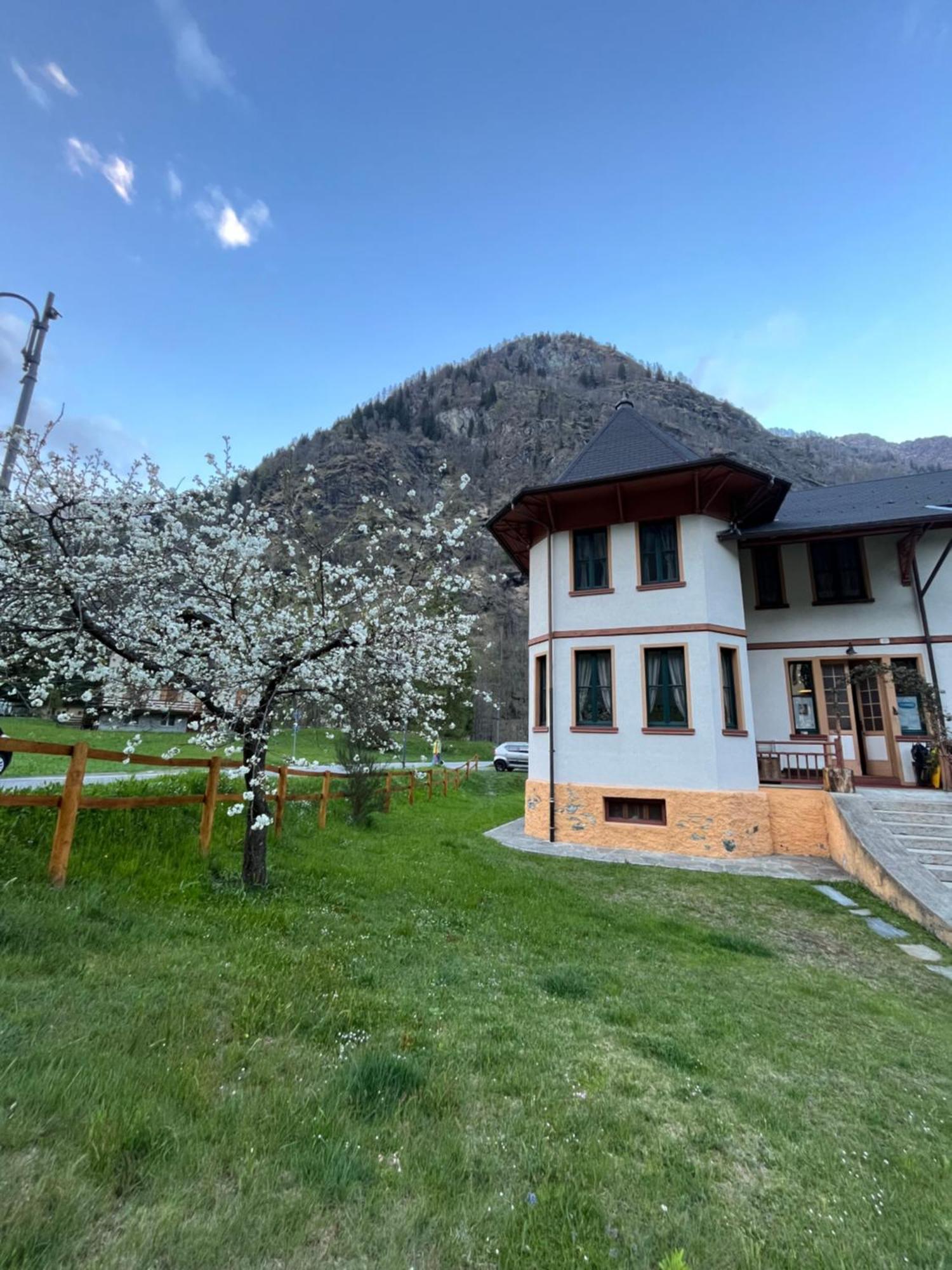 Bed and Breakfast L'Aria Di Casa Alagna Valsesia Exterior foto