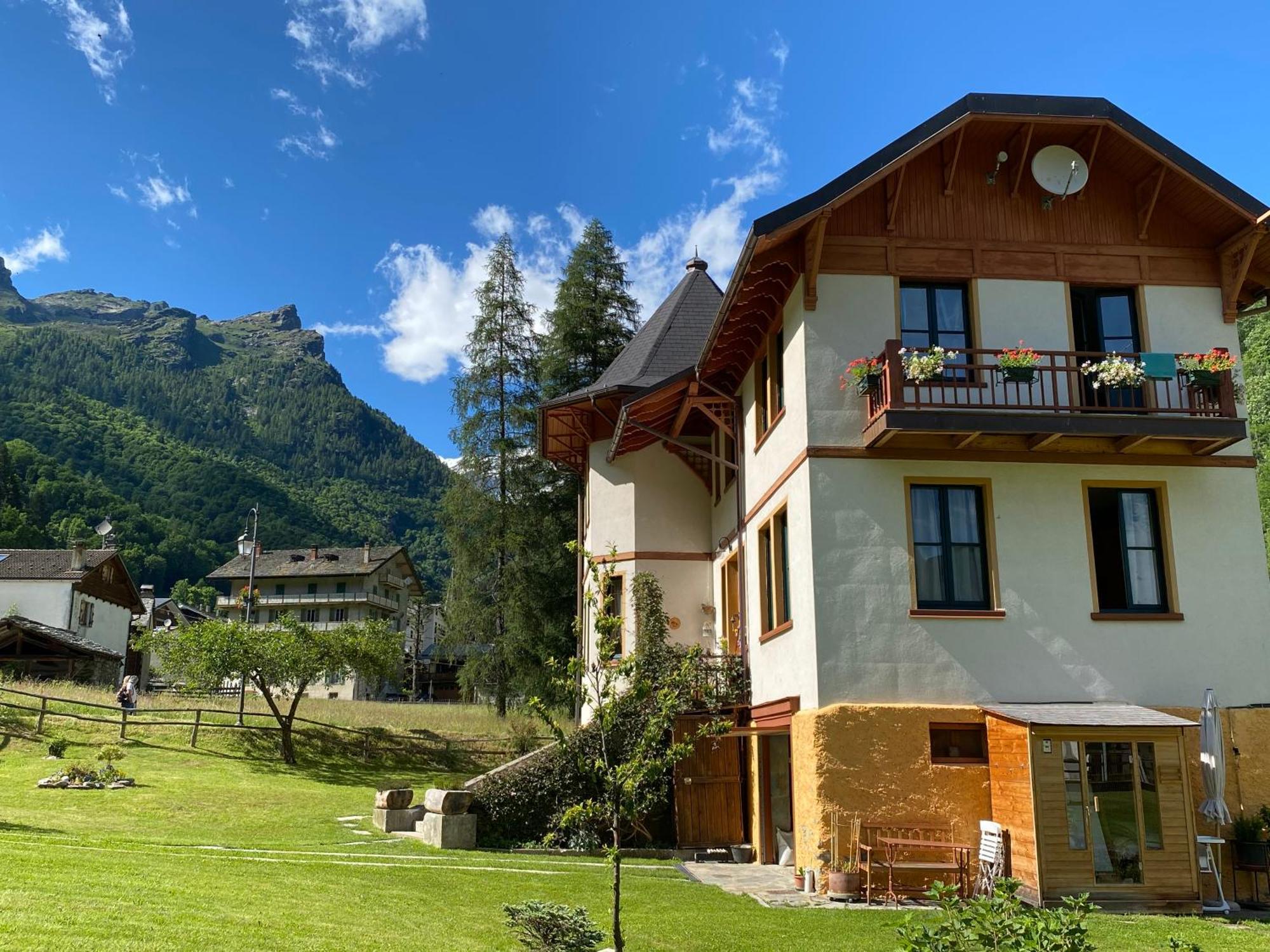 Bed and Breakfast L'Aria Di Casa Alagna Valsesia Exterior foto