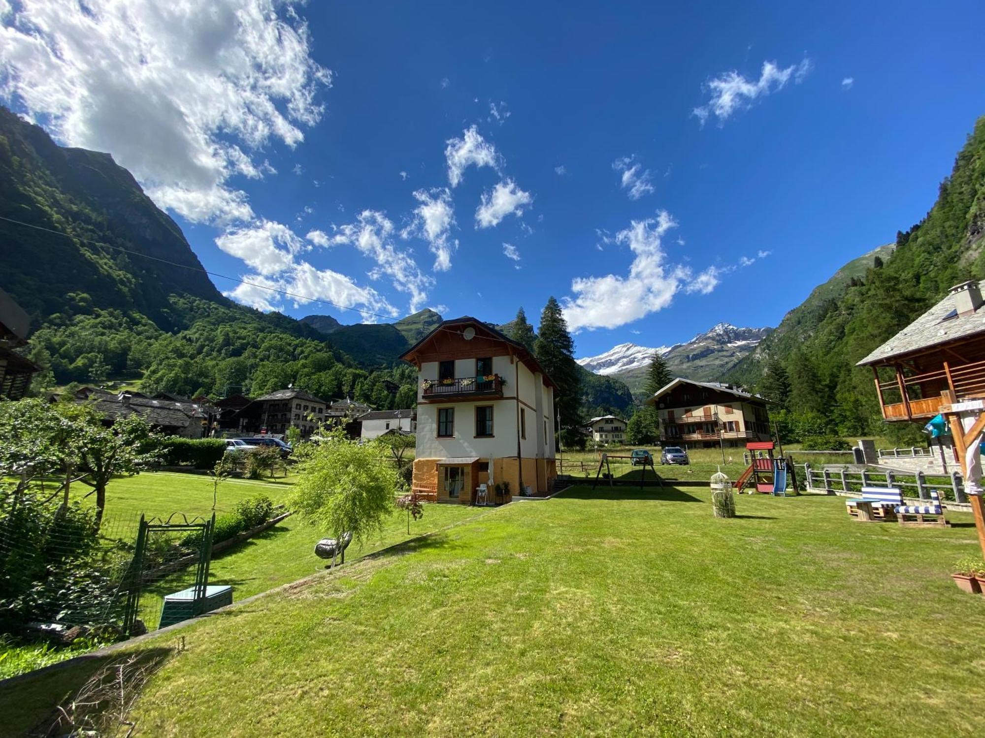 Bed and Breakfast L'Aria Di Casa Alagna Valsesia Exterior foto